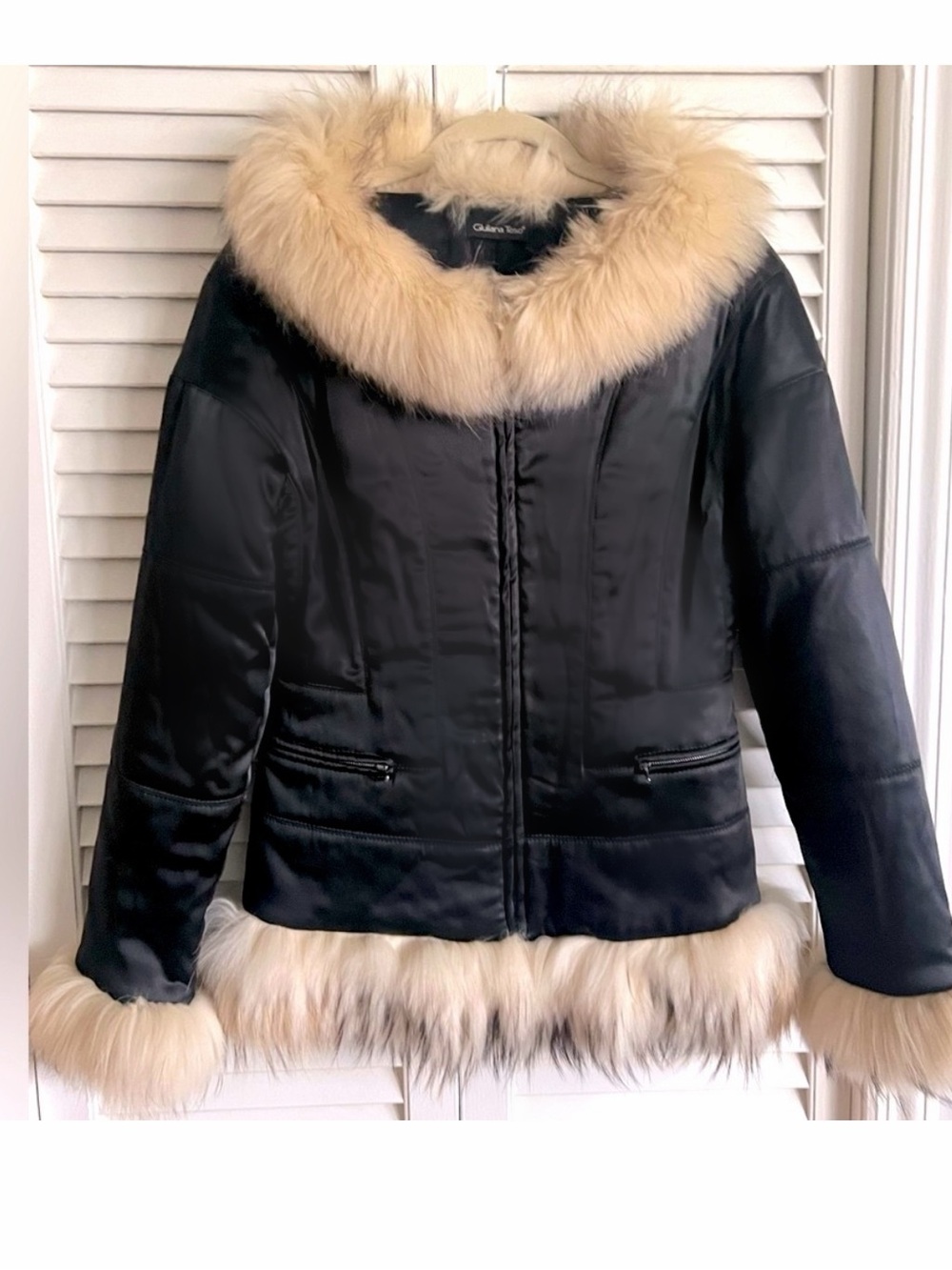 Giuliana Teso black fur trimmed jacket US 4 Italian 40